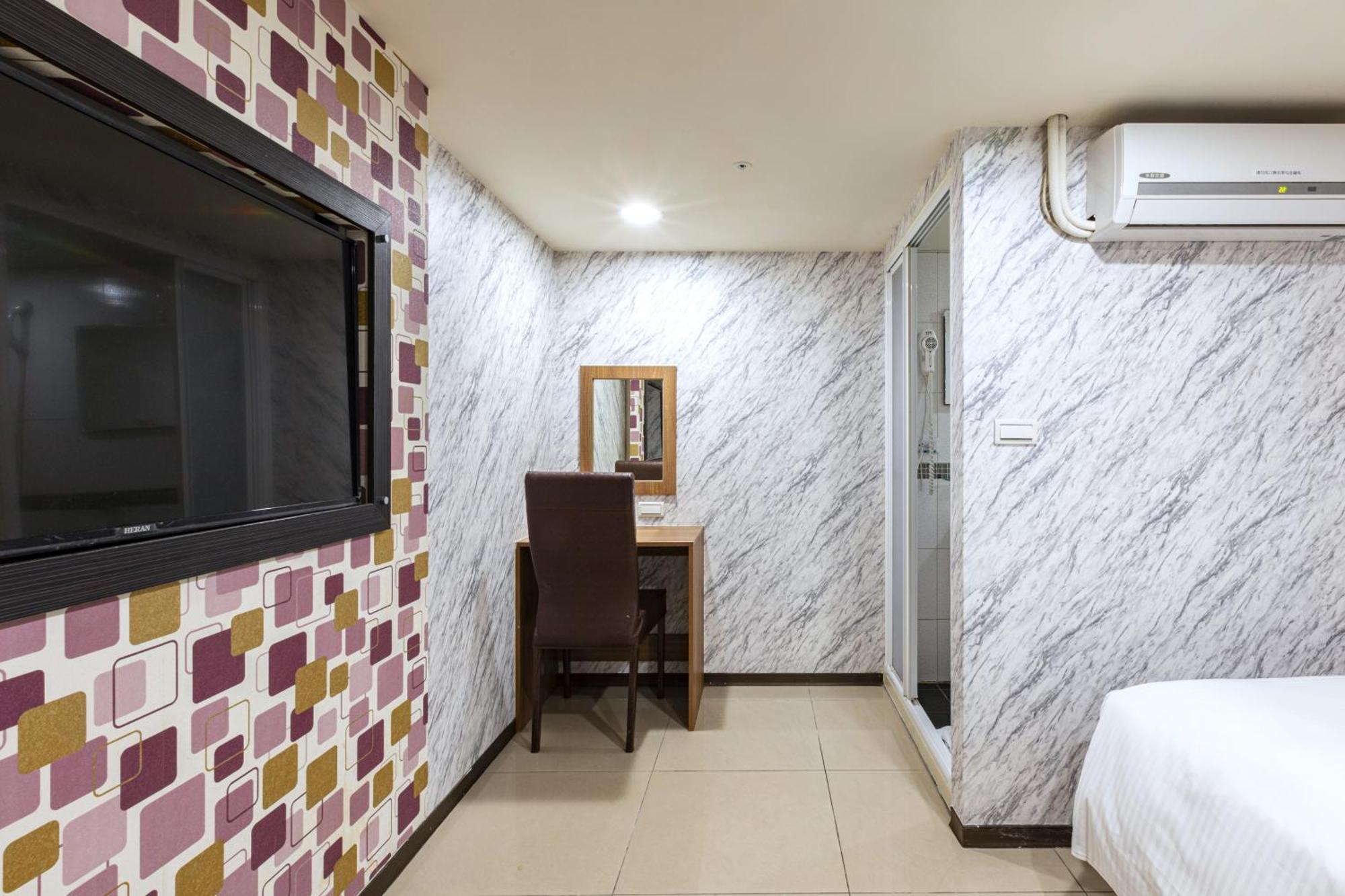 ז'ונגלי E Lim Hotel חדר תמונה